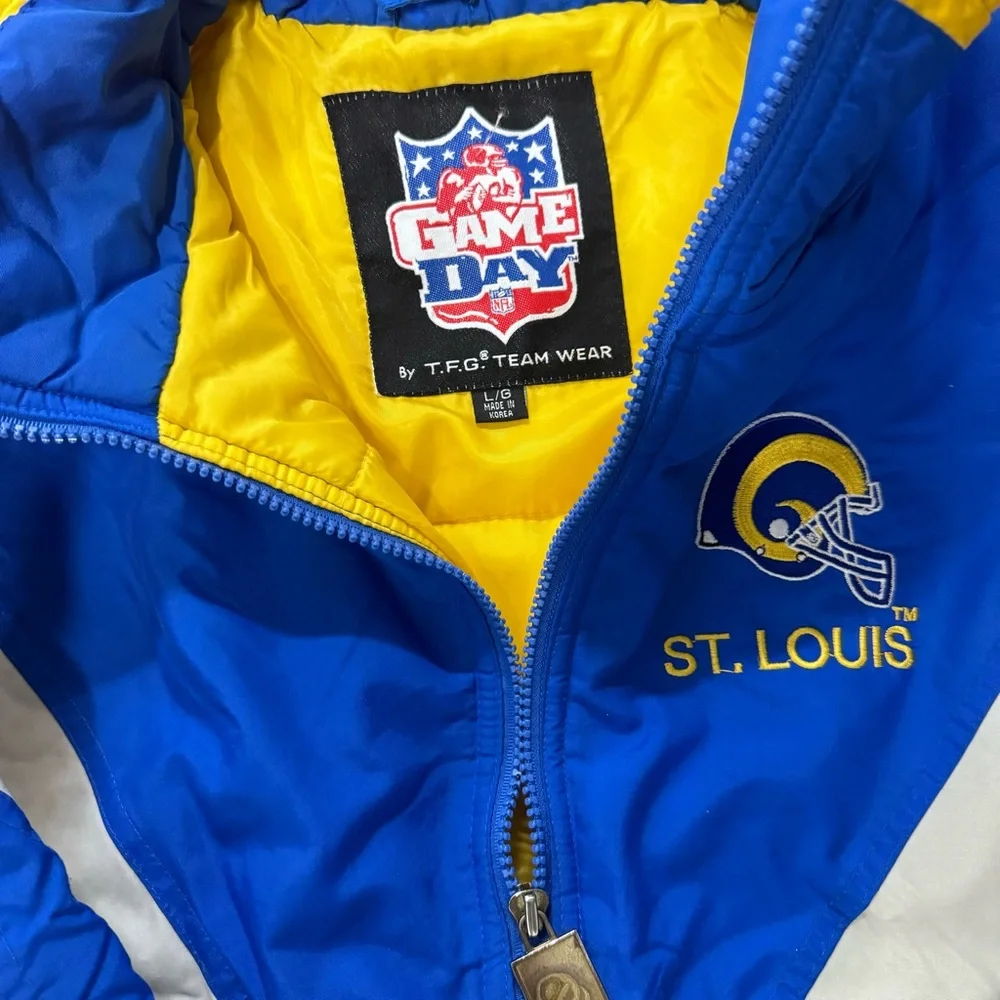 St. Louis rams coat - Picture 3 of 4